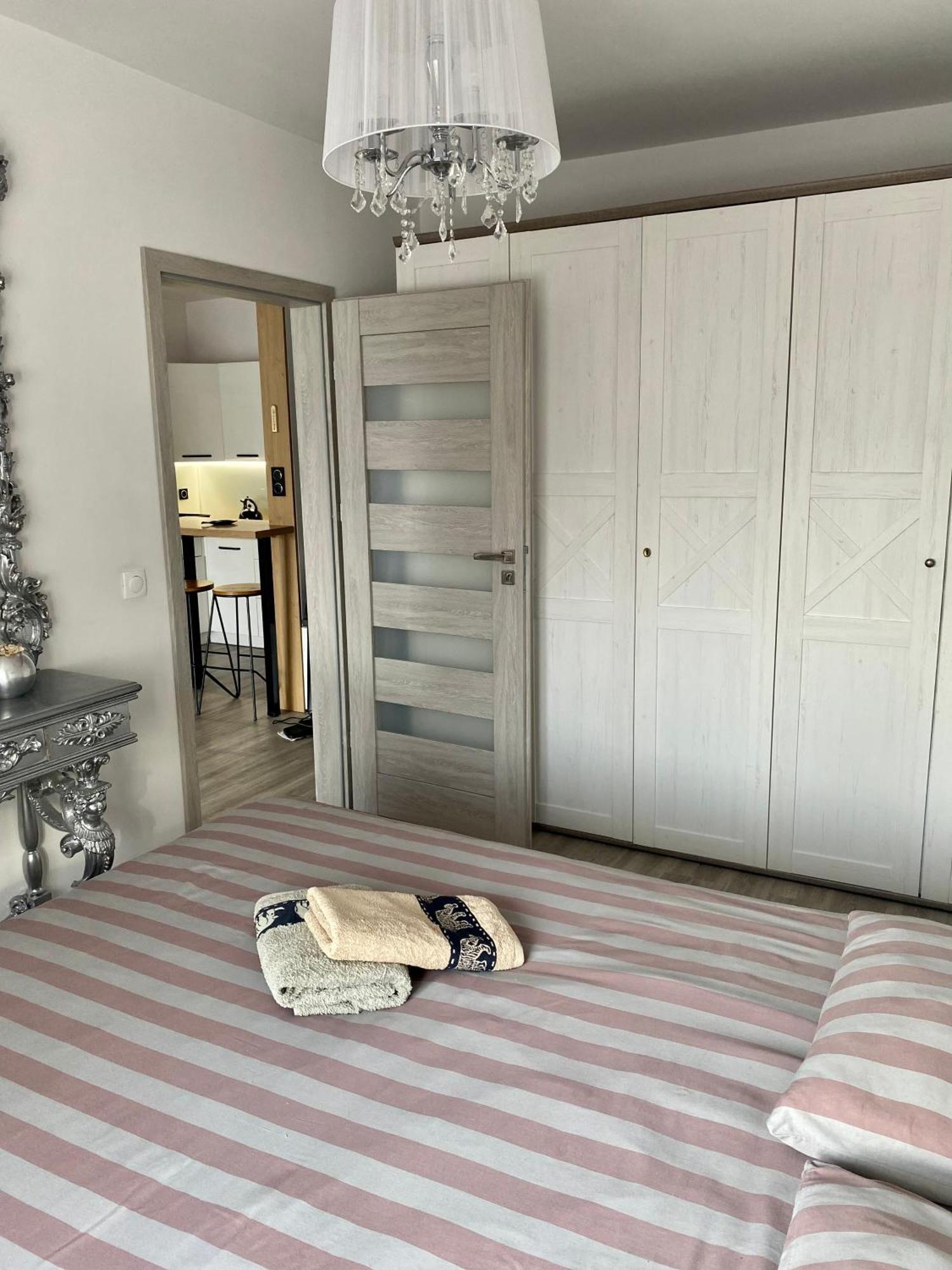 Apartament Na Skrzypka チェシン エクステリア 写真